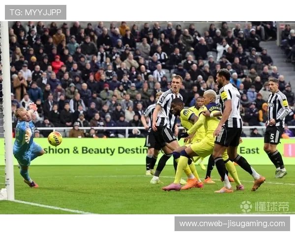 天神下凡:罗梅罗倒钩梅开二度拯救热刺客场 天神下凡:罗梅罗倒钩梅开二度拯救热刺客场